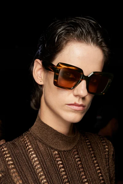 Look 7